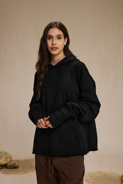 Hand-sleeve hoodie with folded threads