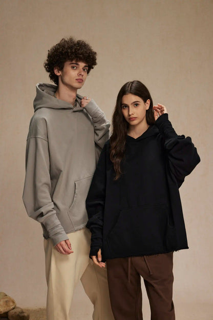 Hand-sleeve hoodie with folded threads