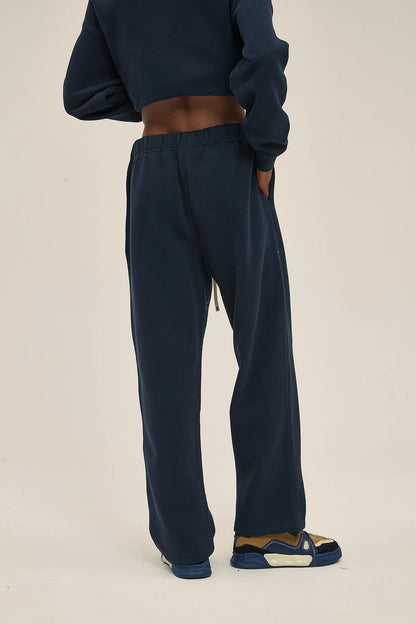 Straight-lined, Cashmere, solid color sweatpants