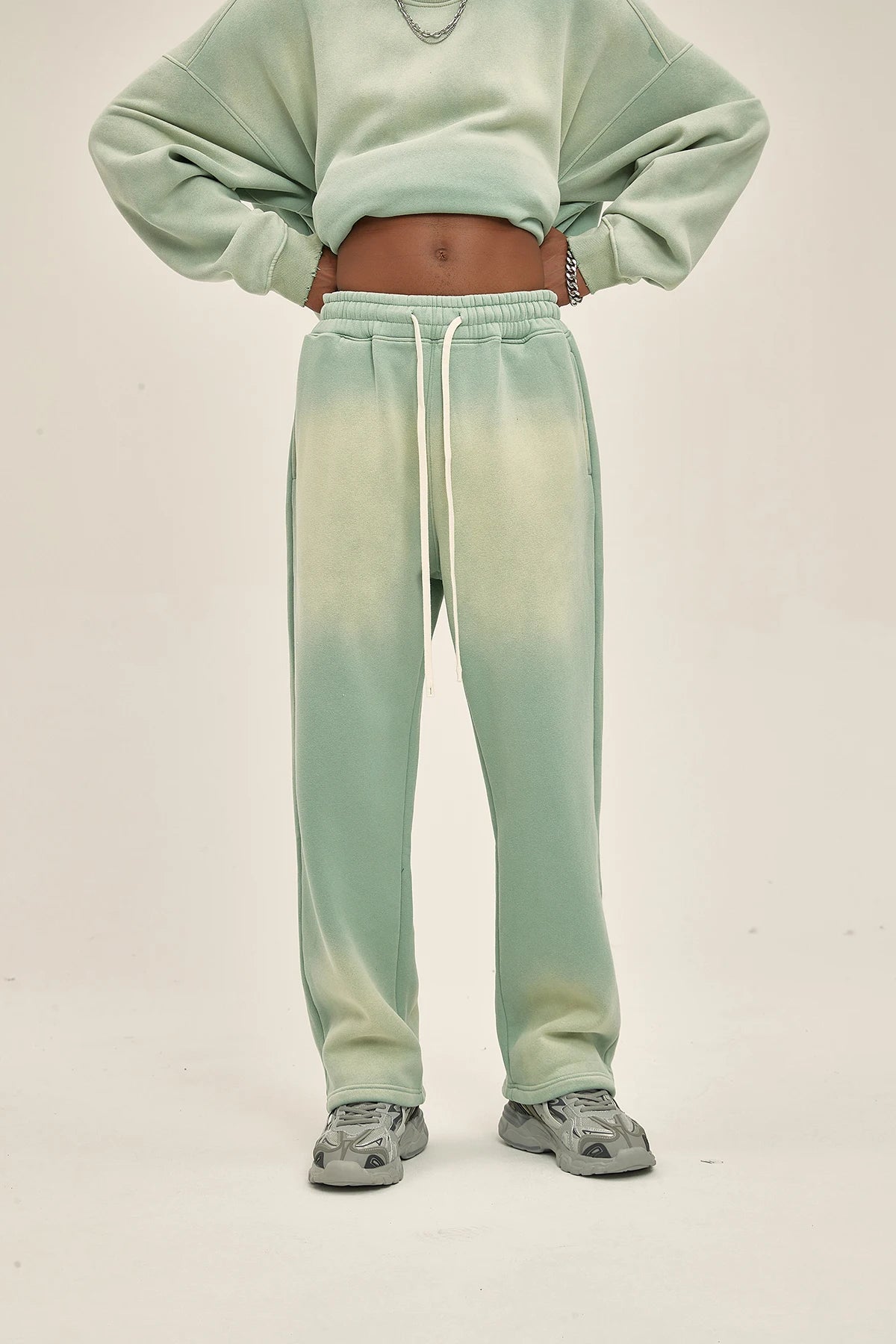 Spray-dye used men's sweatpants