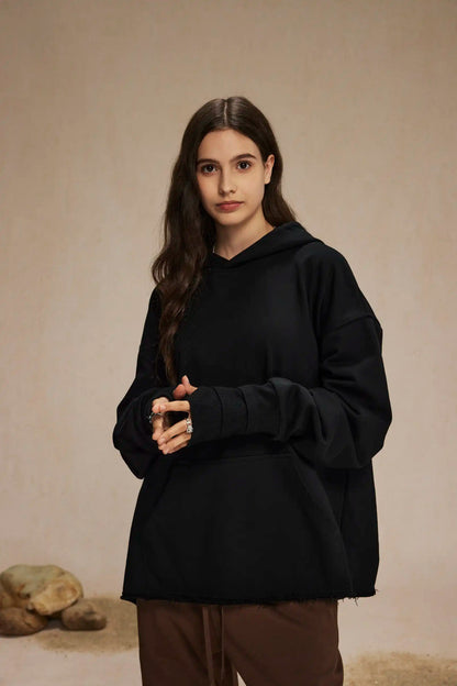 Hand-sleeve hoodie with folded threads