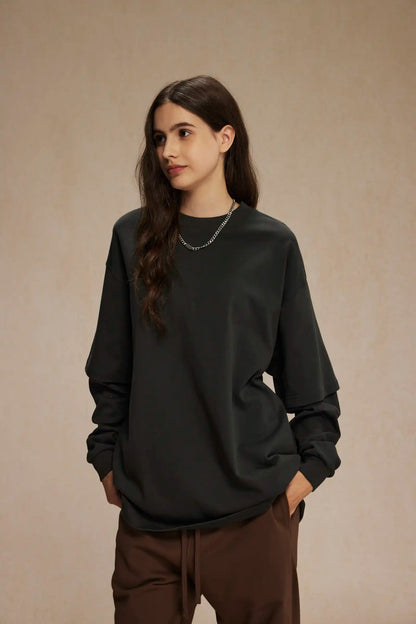 Fake two long-sleeved T-shirts