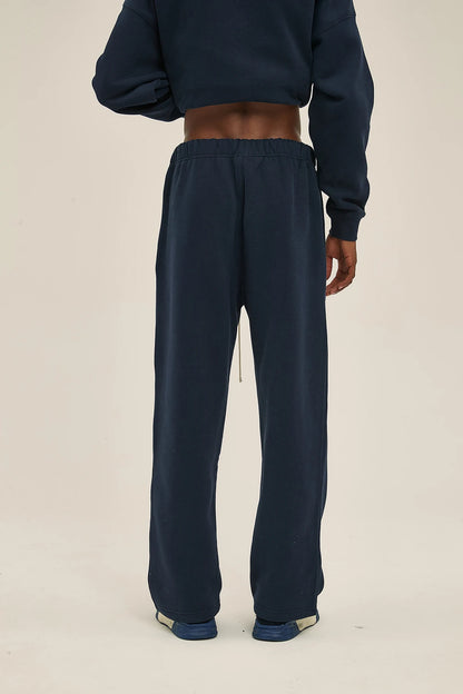 Straight-lined, Cashmere, solid color sweatpants