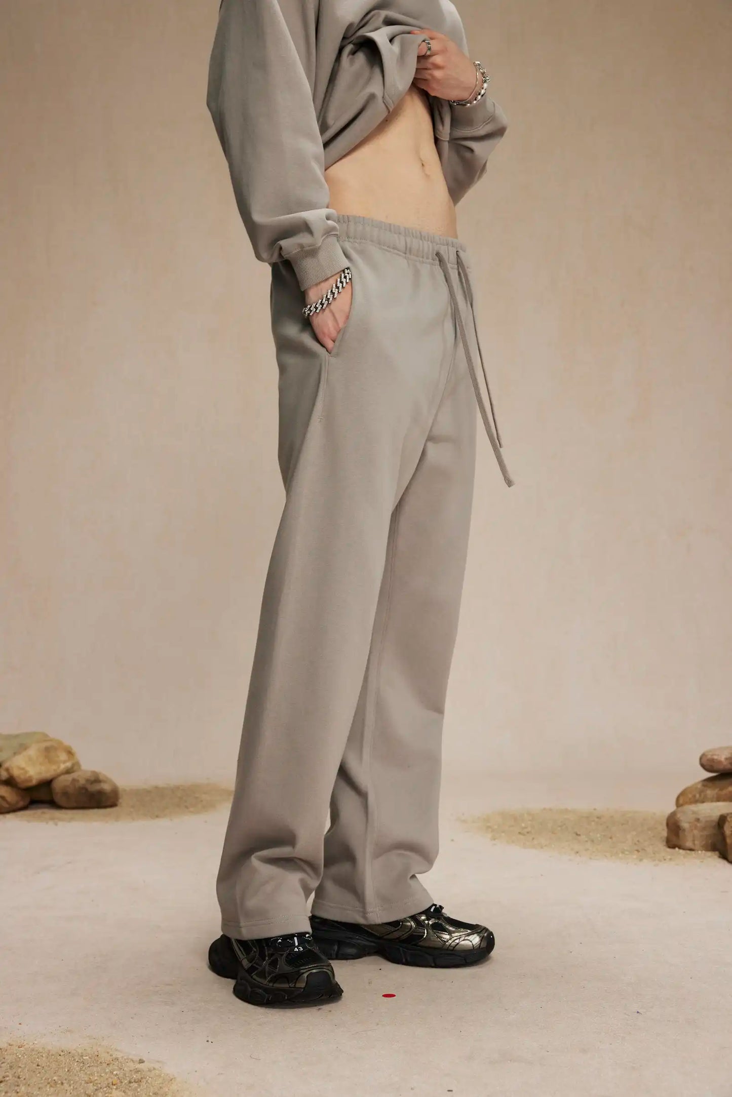 Straight sweatpants