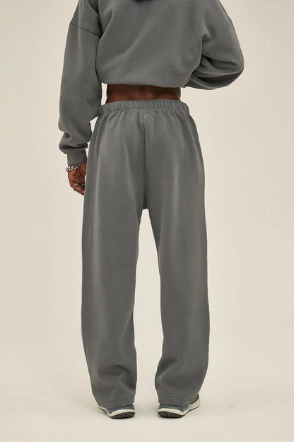 Straight-lined, Cashmere, solid color sweatpants