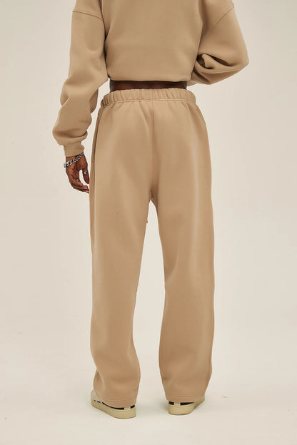 Straight-lined, Cashmere, solid color sweatpants