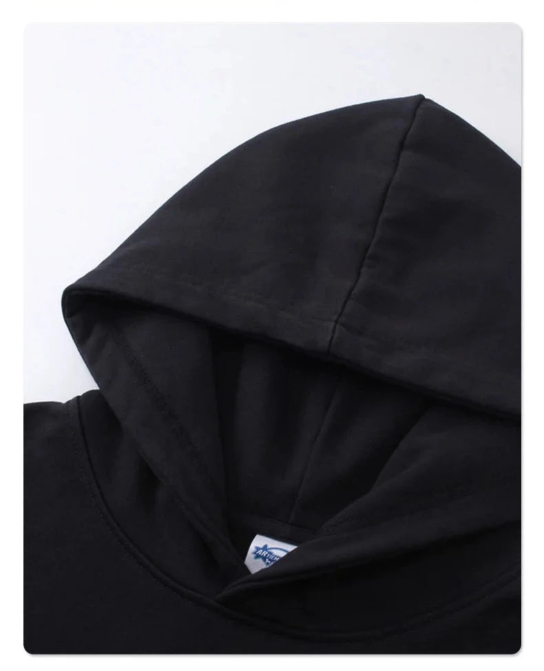 Hand-sleeve hoodie with folded threads